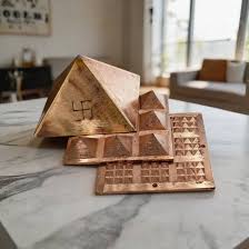 Vastu Copper Pyramid Set